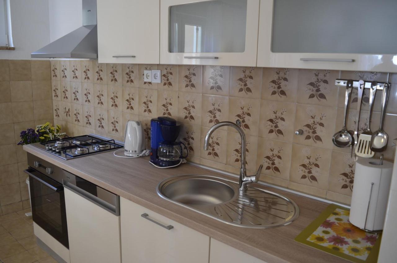 Apartment Ana Kaštel Sućurac Dış mekan fotoğraf