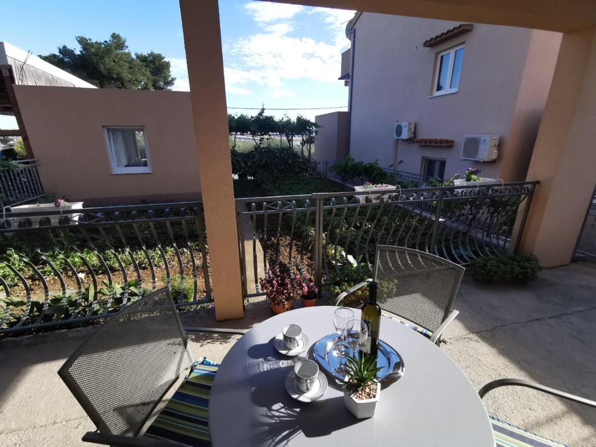 Apartment Ana Kaštel Sućurac Dış mekan fotoğraf