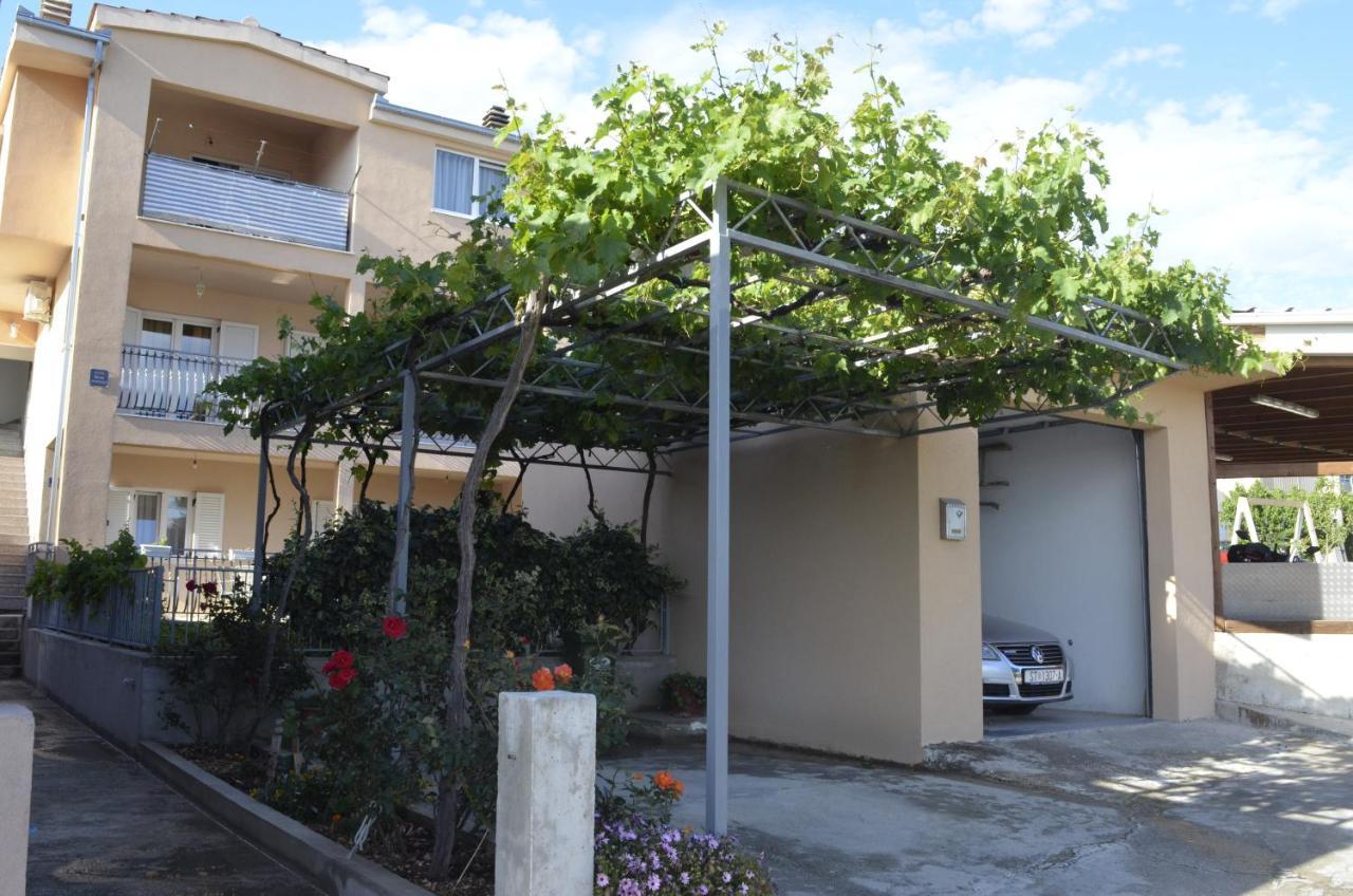 Apartment Ana Kaštel Sućurac Dış mekan fotoğraf