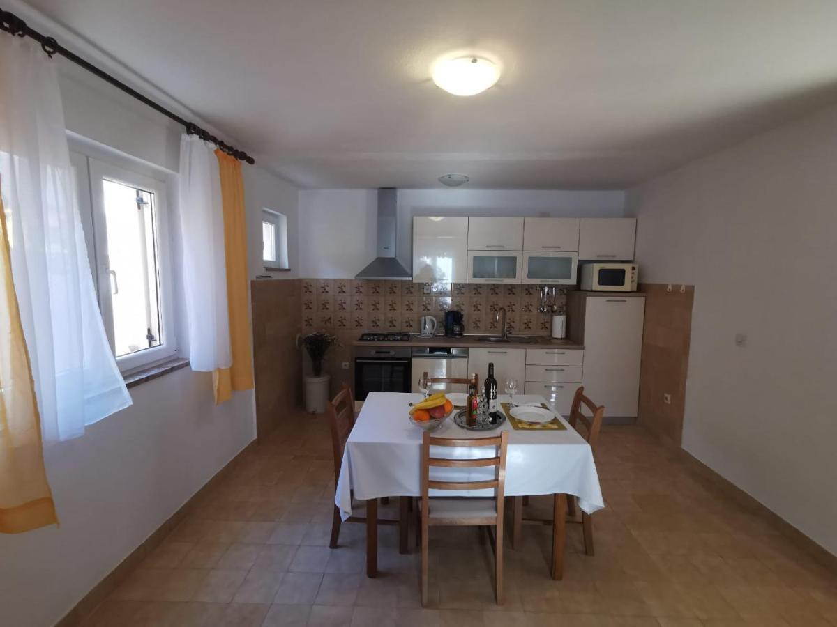 Apartment Ana Kaštel Sućurac Dış mekan fotoğraf
